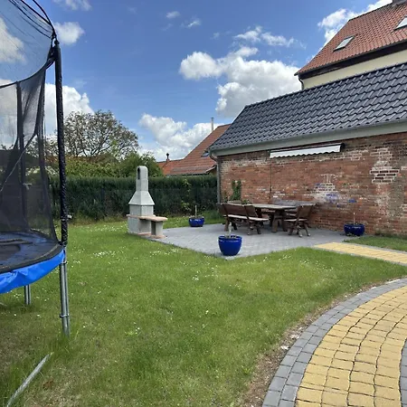 Ferienhaus Gruppenunterkunft Fuer 12 Personen In Ballenstedt