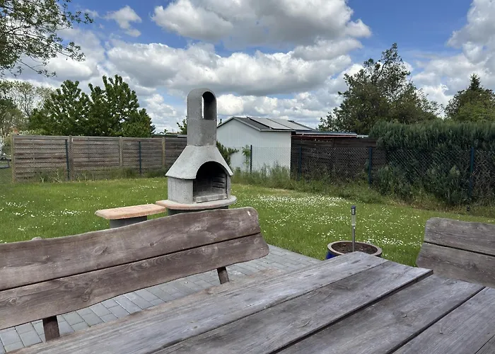 Nyaraló Gruppenunterkunft Fuer 12 Personen In