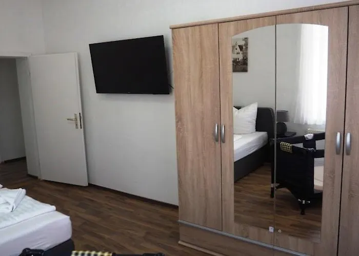 Gruppenunterkunft Fuer 12 Personen In *